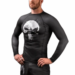 Marvel's The Punisher Long Sleeve Rash Guard(Marvel The Punisher Long Sleeve Rash Guard)